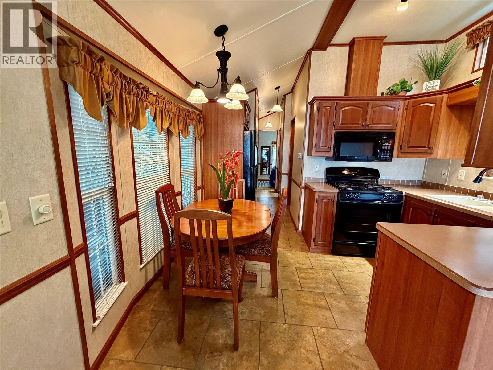 8192 Highway 97A Road Unit# Ls33 Lot# Ls33, Mara, BC