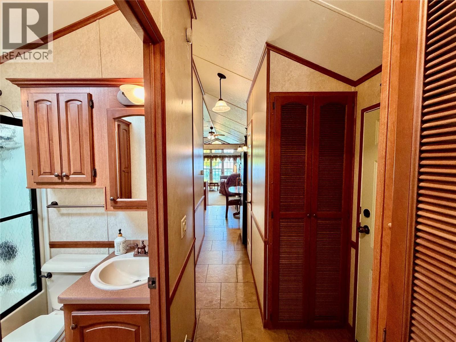 8192 Highway 97A Road Unit# Ls33 Lot# Ls33, Mara, BC