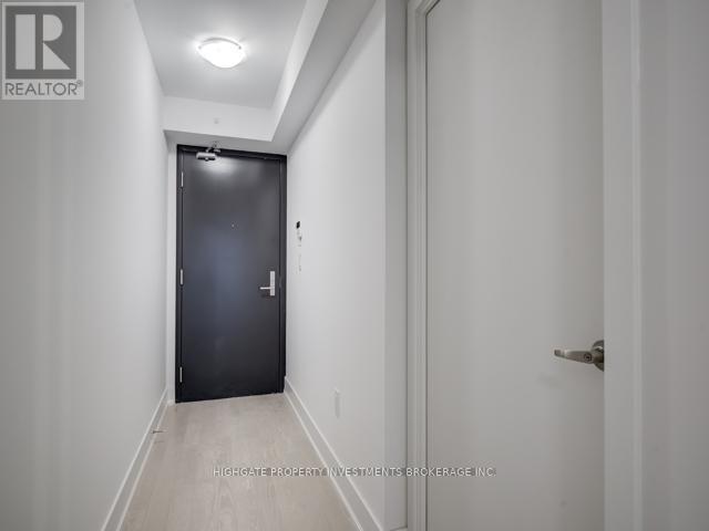 618 - 955 Bay Street, Toronto, ON - Indoor Photo Showing Other Room