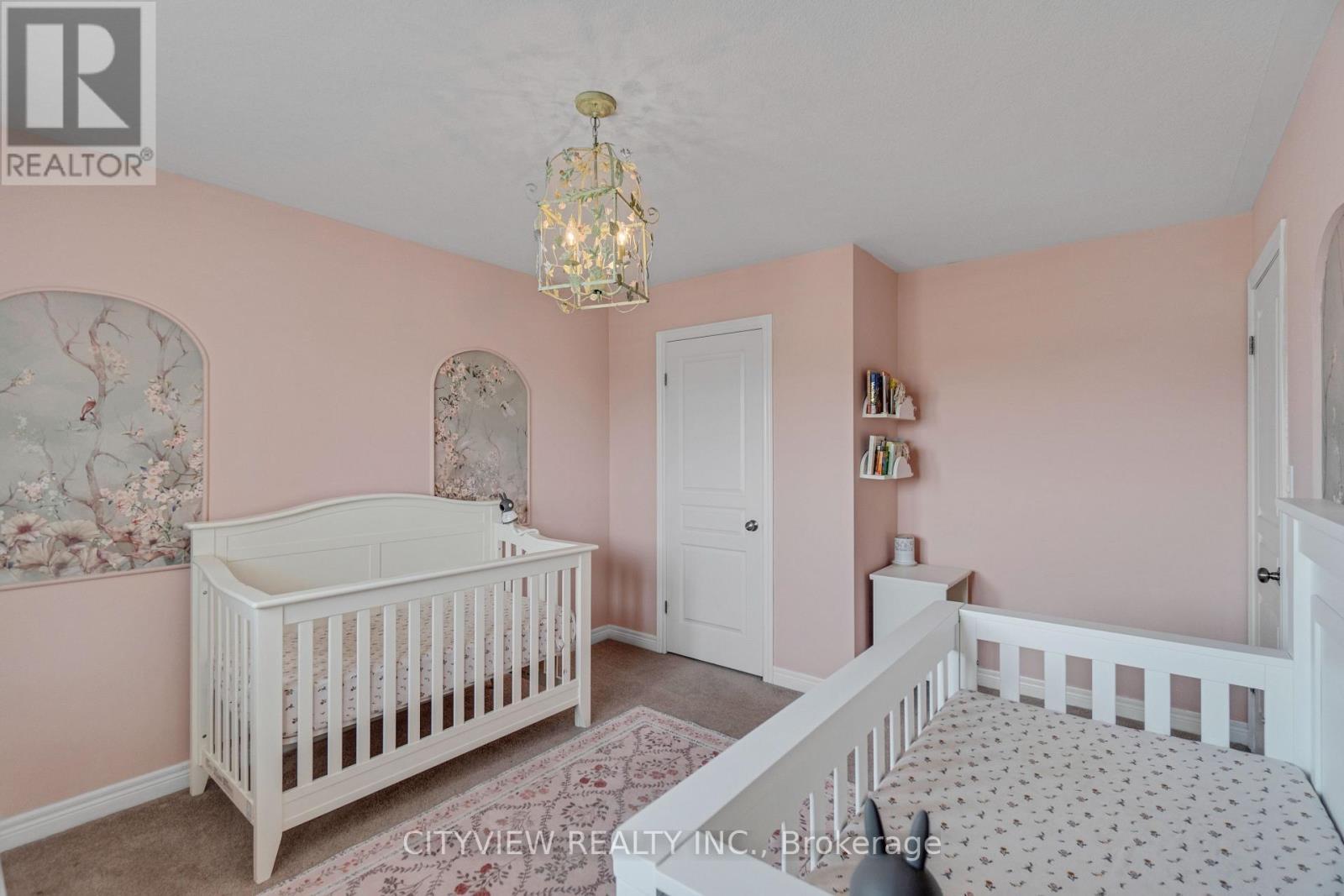 41 Bellagio Avenue, Hamilton, ON - Indoor Photo Showing Bedroom