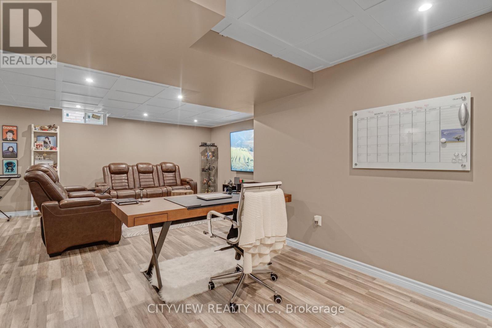 41 Bellagio Avenue, Hamilton, ON - Indoor Photo Showing Other Room