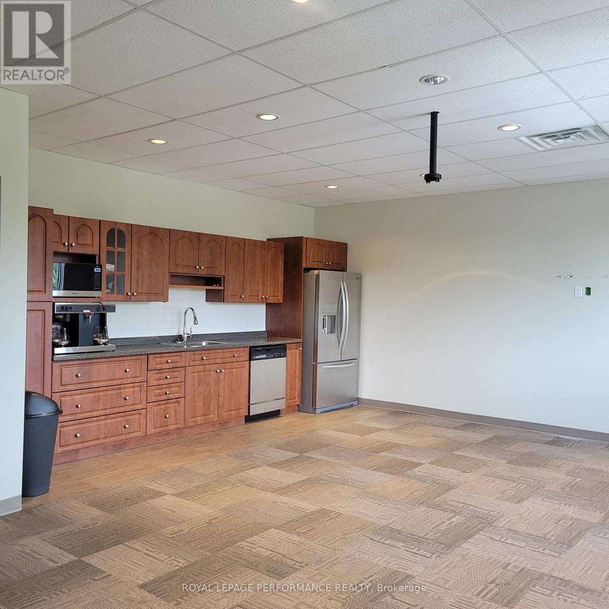 200 - 4471 Innes Road, Ottawa, ON