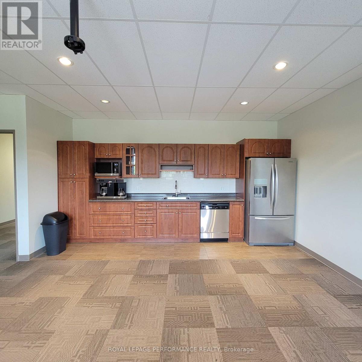 200 - 4471 Innes Road, Ottawa, ON