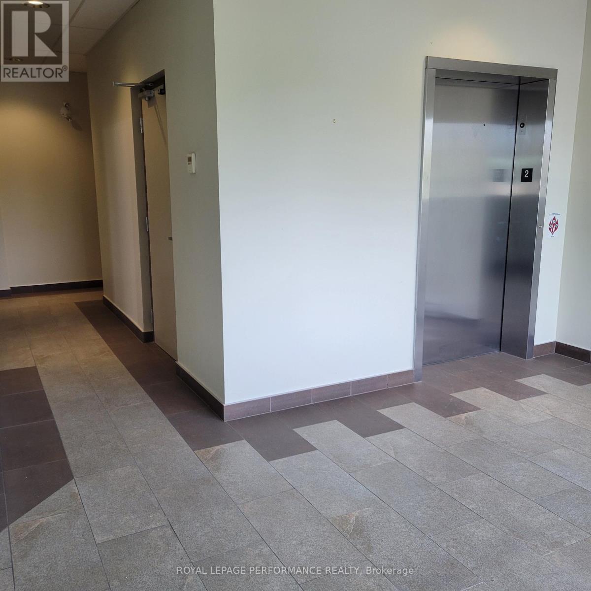 200 - 4471 Innes Road, Ottawa, ON