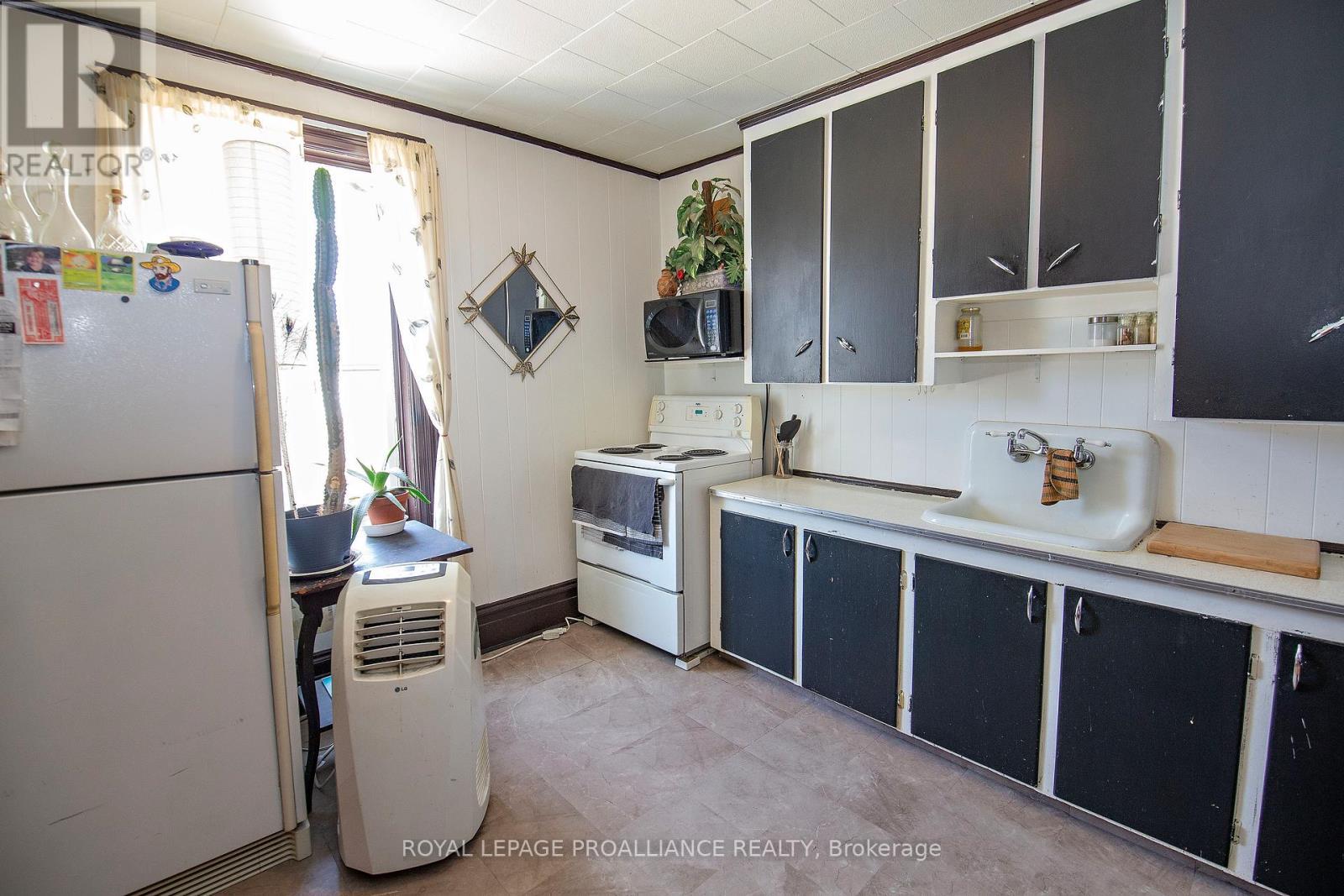 331 Victoria Street N, Tweed (Tweed (Village)), ON