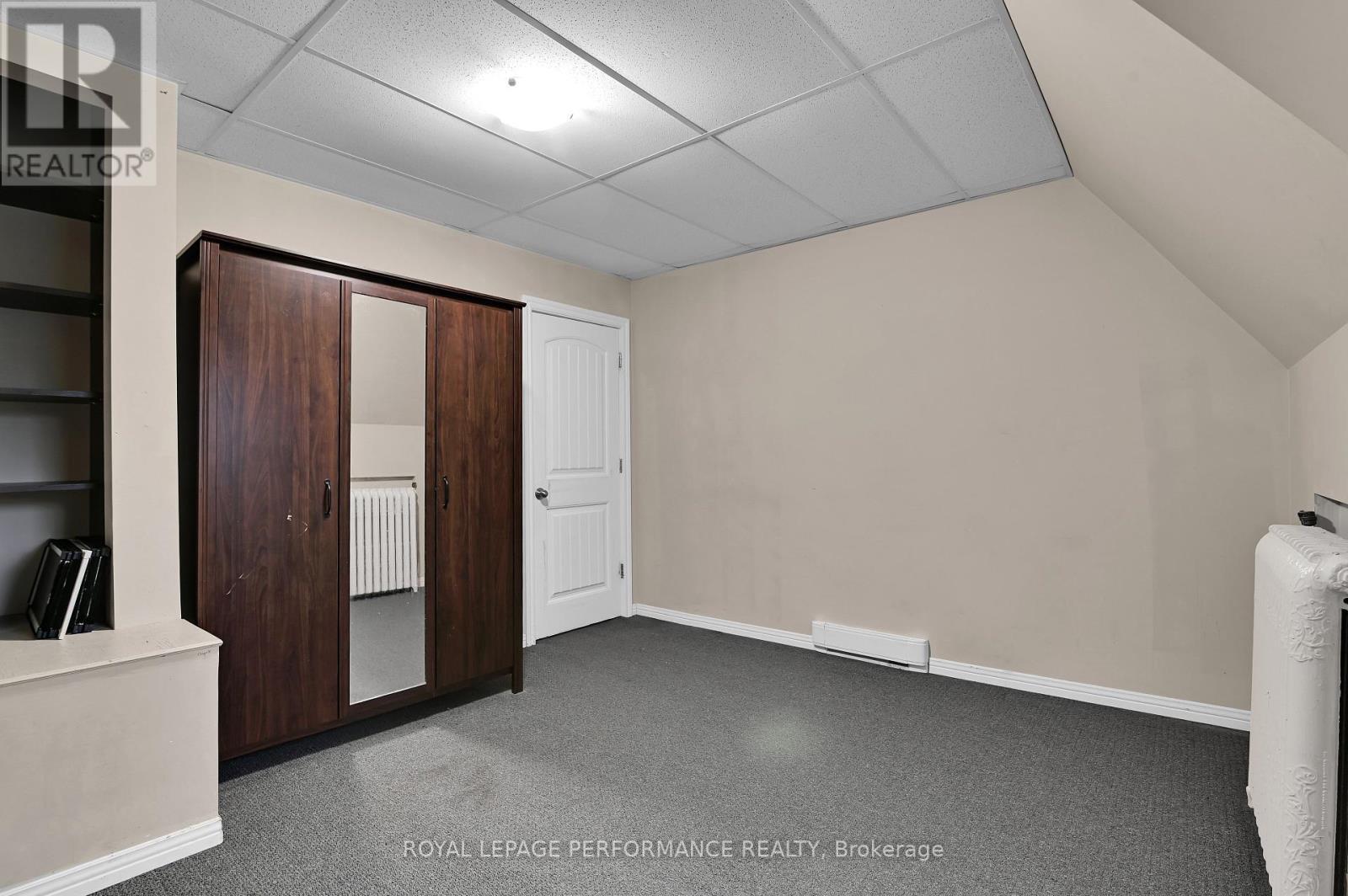 200 Metcalfe Street, Ottawa, ON