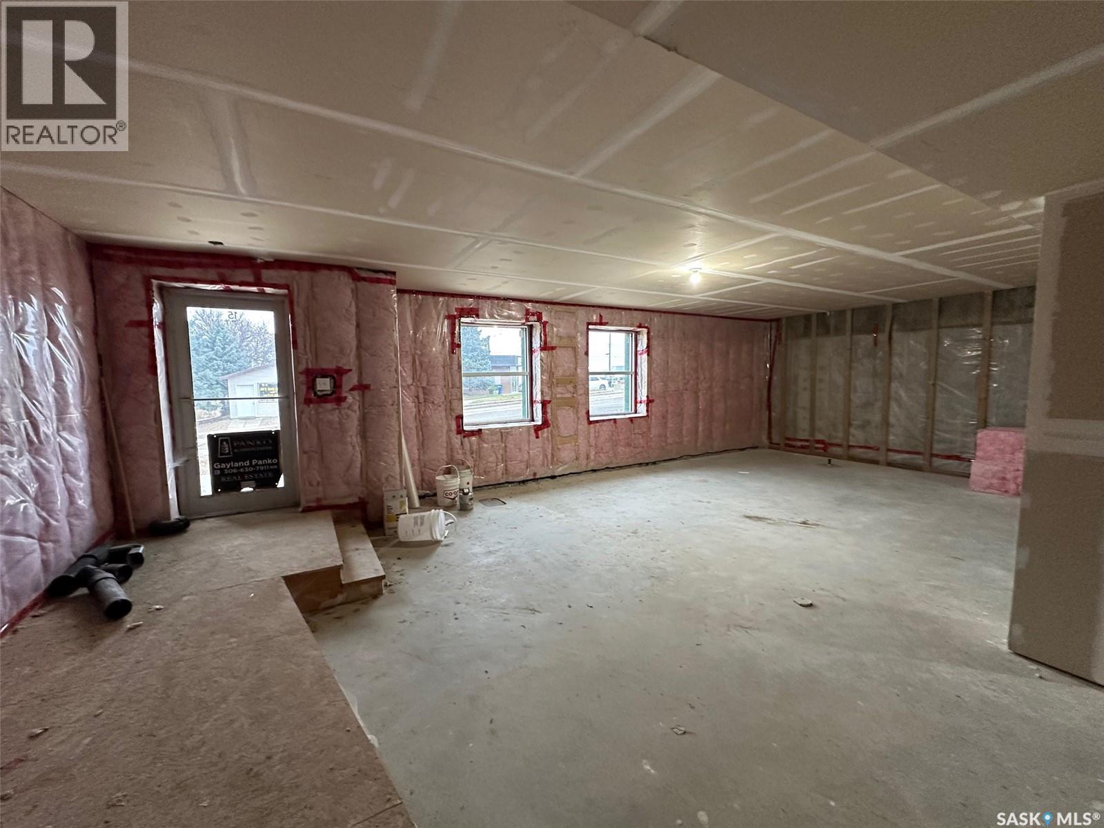 102-124 Main Street, Lafleche, SK