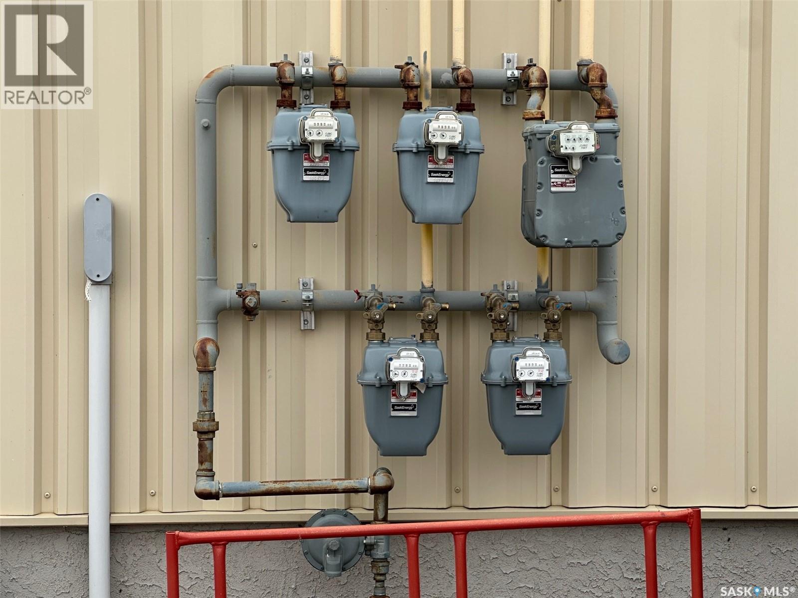 102-124 Main Street, Lafleche, SK