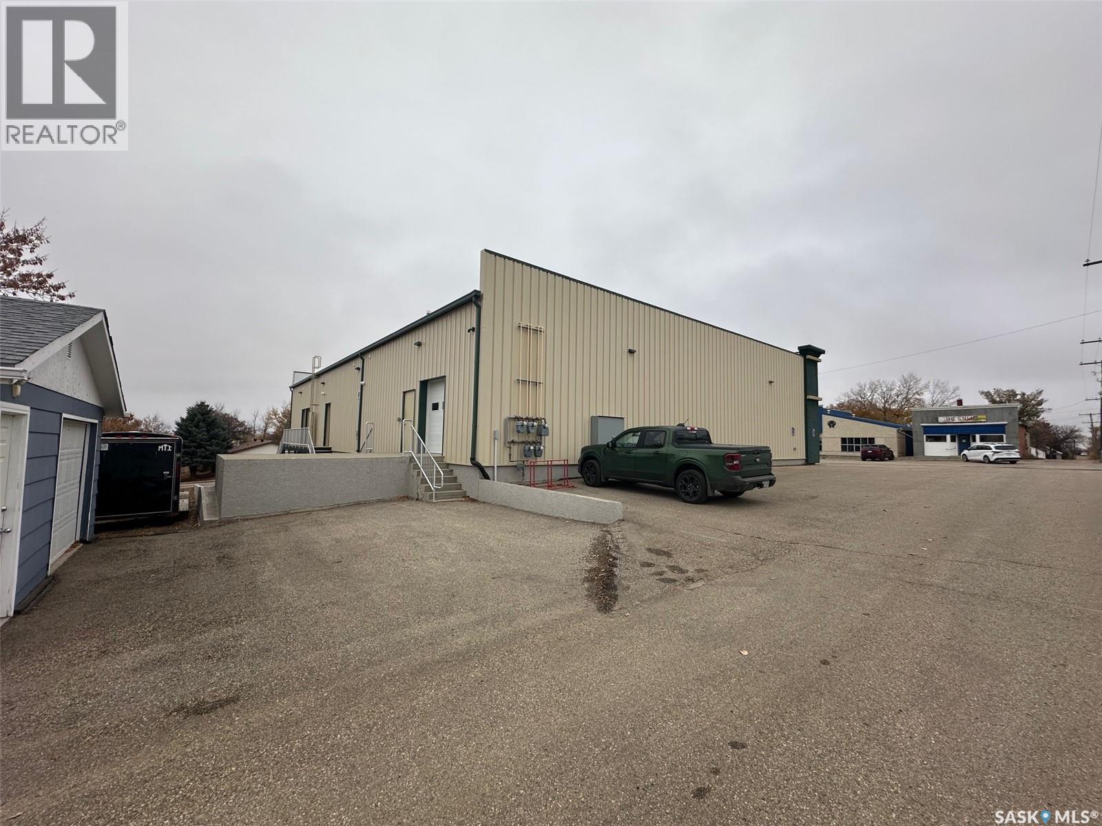 102-124 Main Street, Lafleche, SK