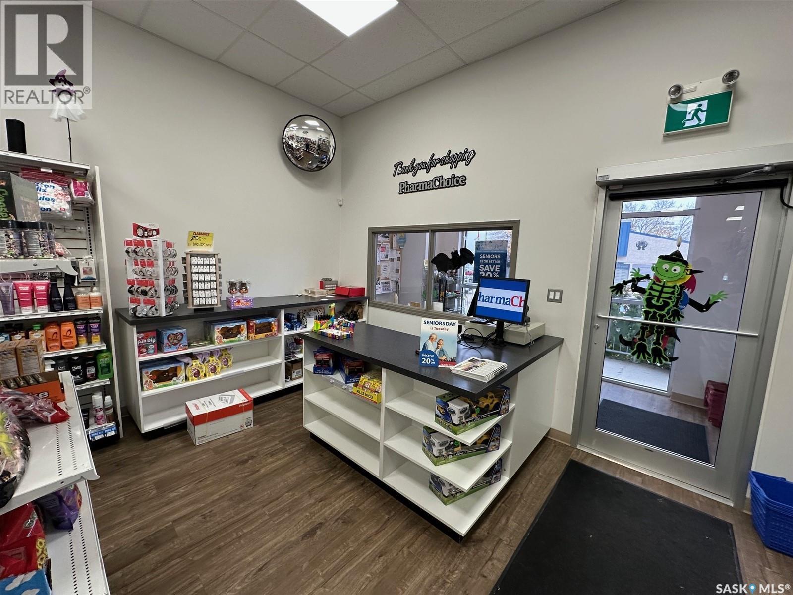 102-124 Main Street, Lafleche, SK