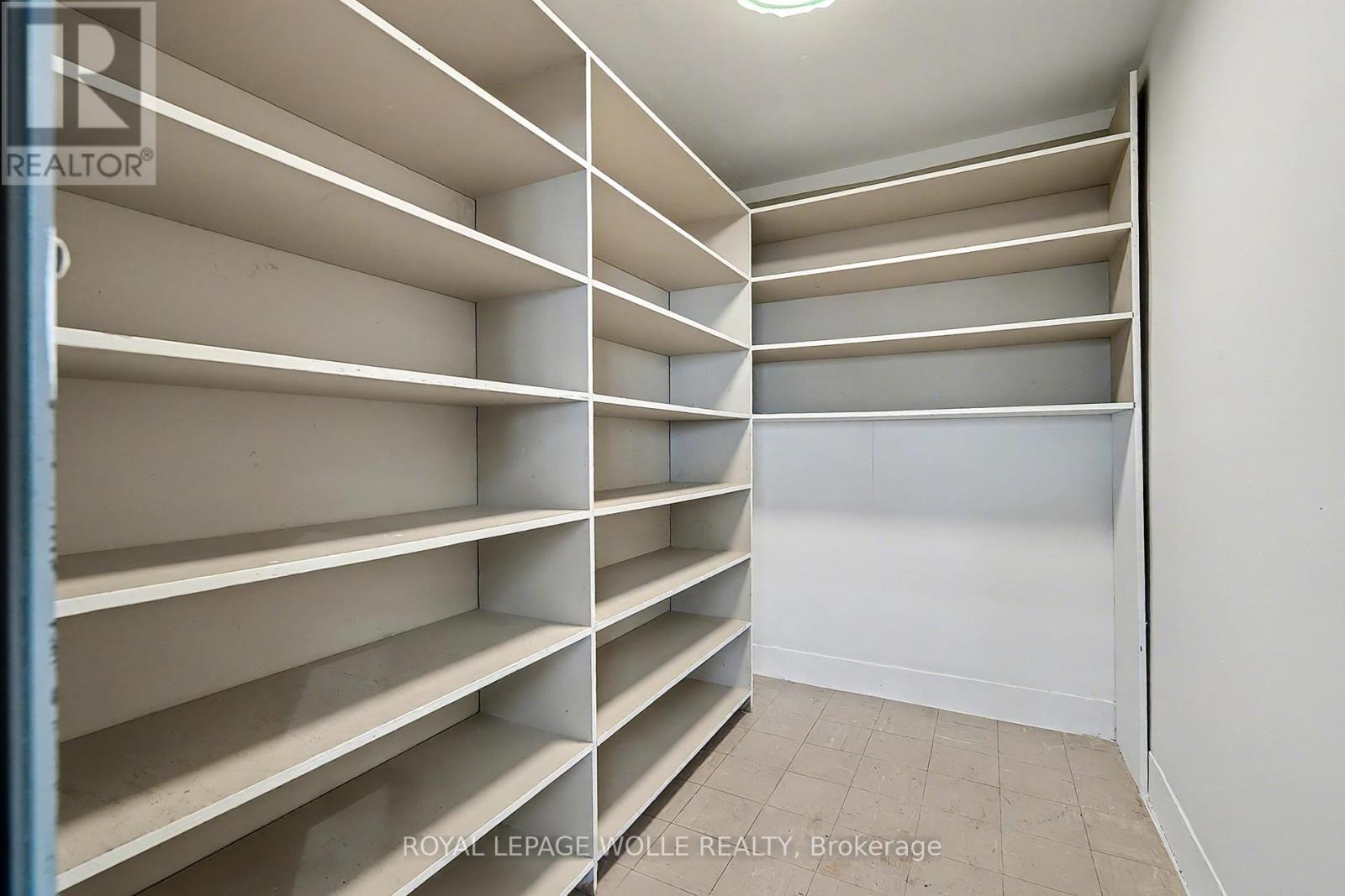 19 King Street E, Kitchener, ON