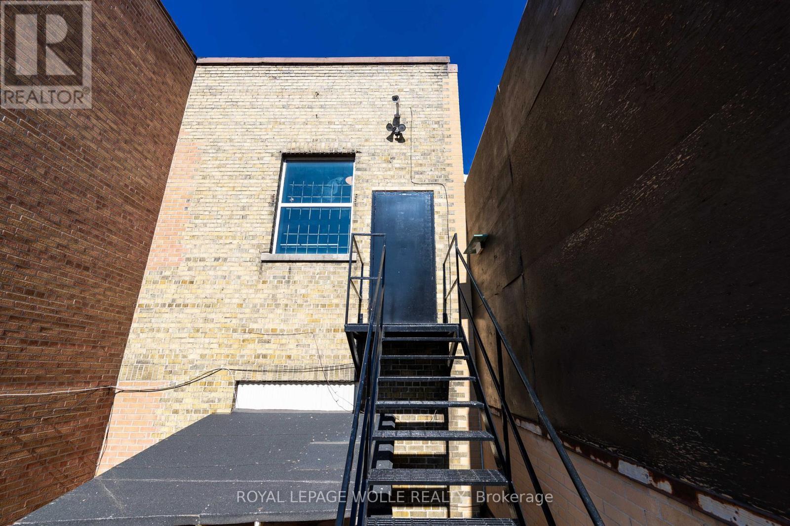 19 King Street E, Kitchener, ON