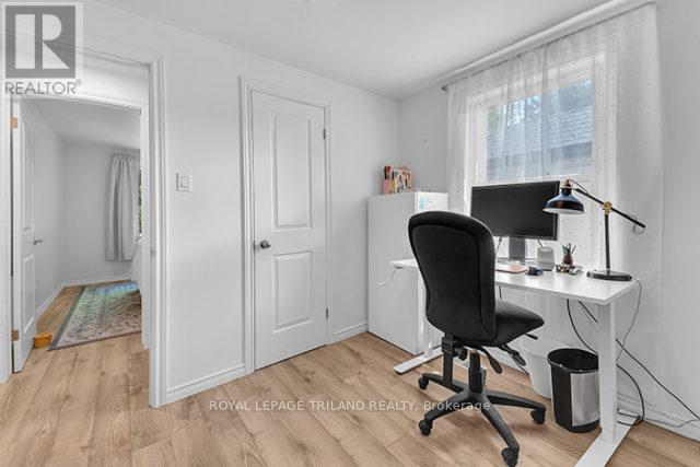 616 Grosvenor Street, London East (East C), ON - Indoor Photo Showing Office