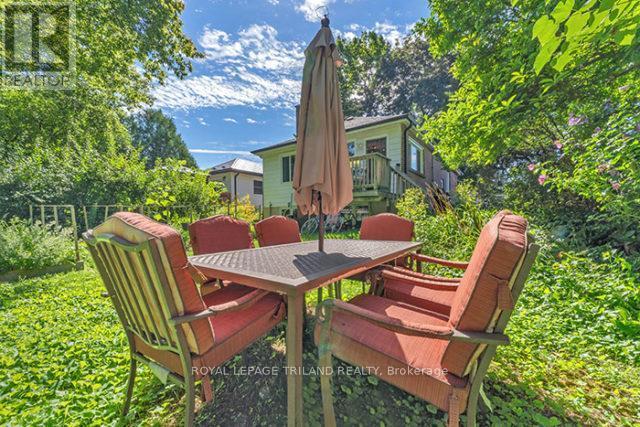 616 Grosvenor Street, London East (East C), ON - Outdoor With Deck Patio Veranda