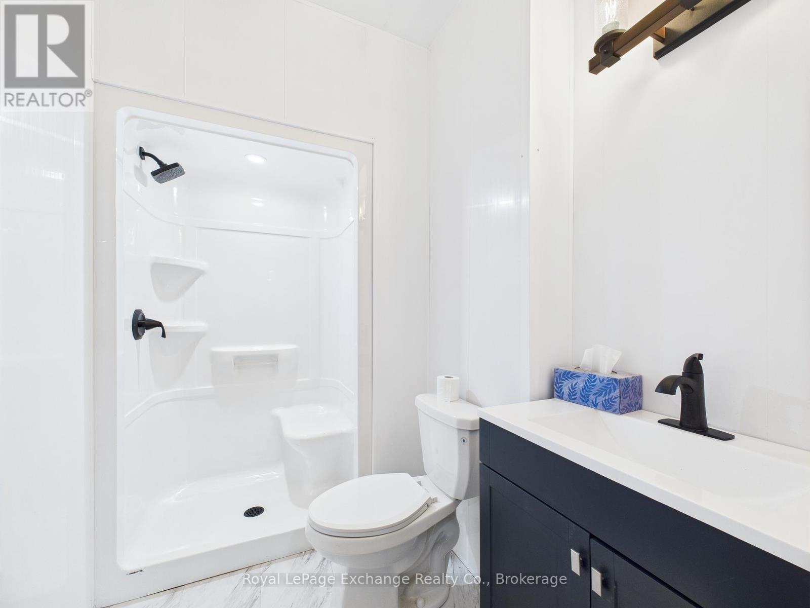 Ground Level - Bathroom - 127 Hemlock Street, Huron-Kinloss, ON - Indoor Photo Showing Bathroom