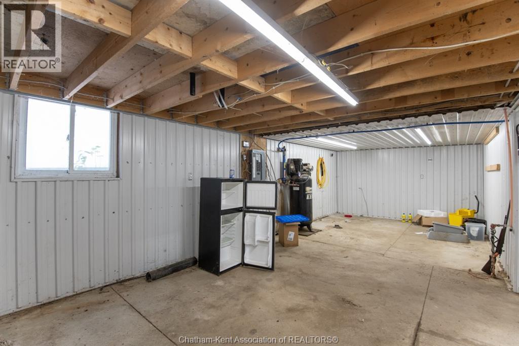 9525 Mcnaughton Line, Chatham, ON