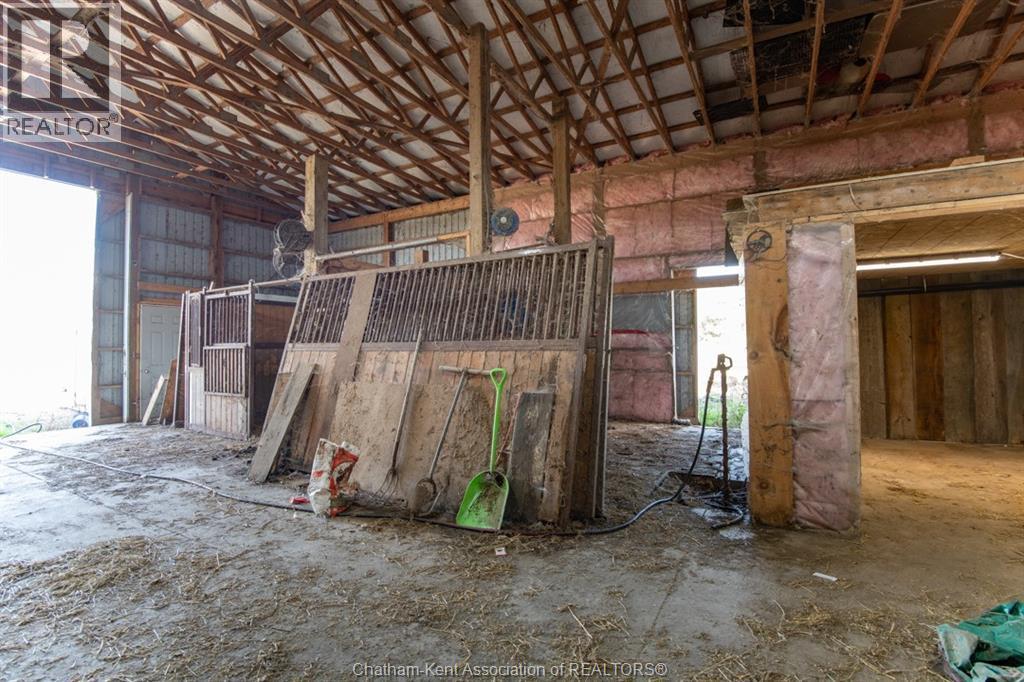 9525 Mcnaughton Line, Chatham, ON