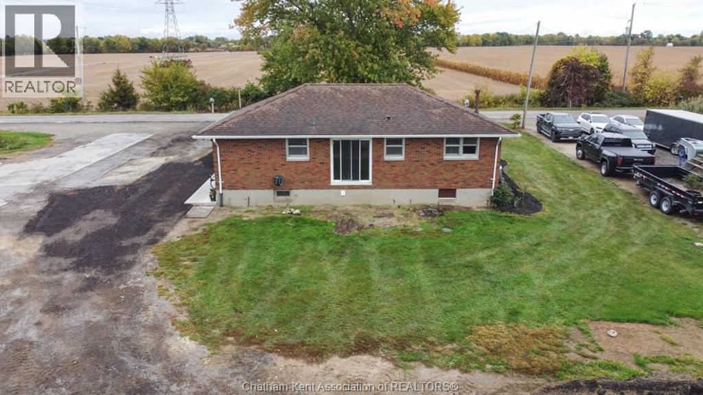 9525 Mcnaughton Line, Chatham, ON