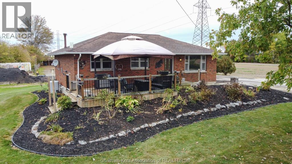 9525 Mcnaughton Line, Chatham, ON