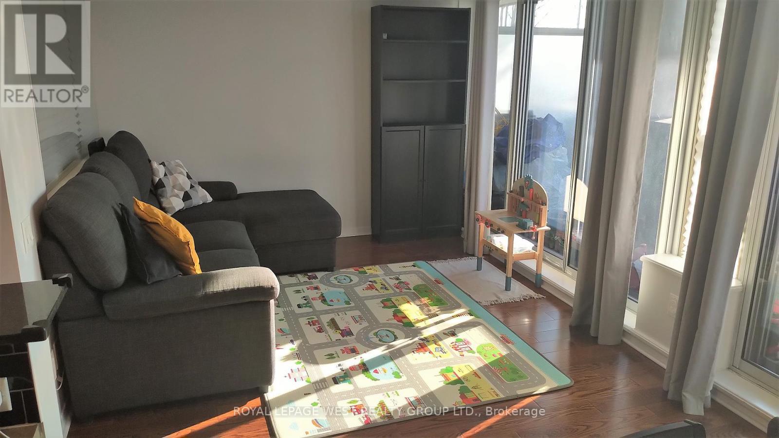 217 - 1040 The Queensway, Toronto, ON - Indoor Photo Showing Other Room