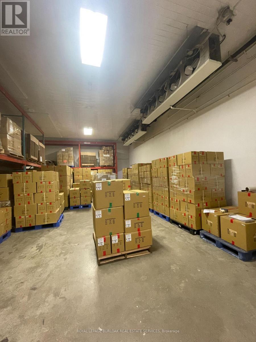 1090 Heritage Road, Burlington, ON