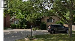2 ROUGECREST DRIVE Markham, ON L3P 3B6