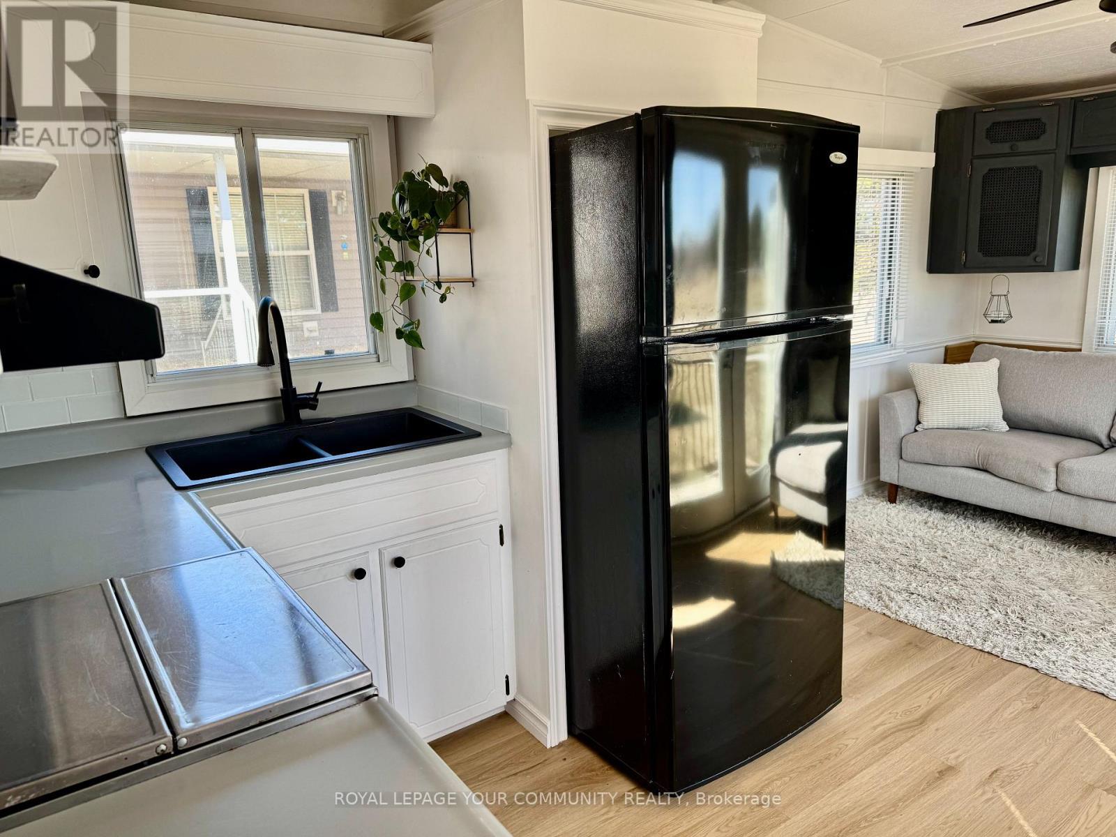 285 Crydermans Side Road, Georgina, ON