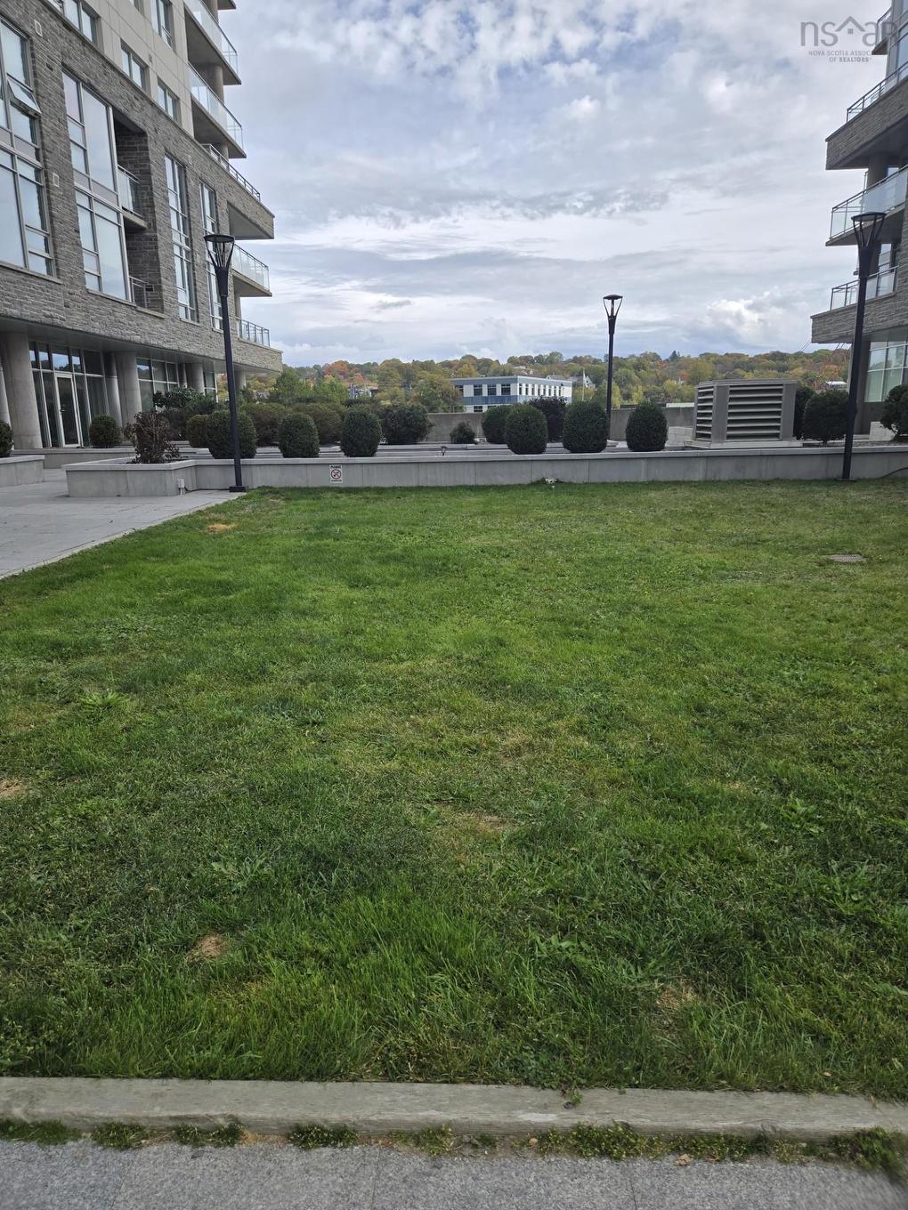 504 15 Kings Wharf Place, Dartmouth, NS