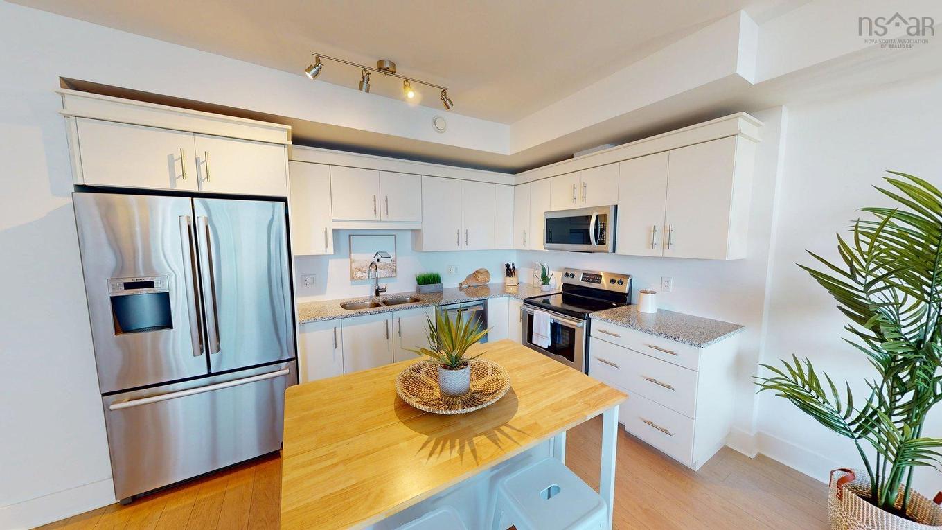 504 15 Kings Wharf Place, Dartmouth, NS