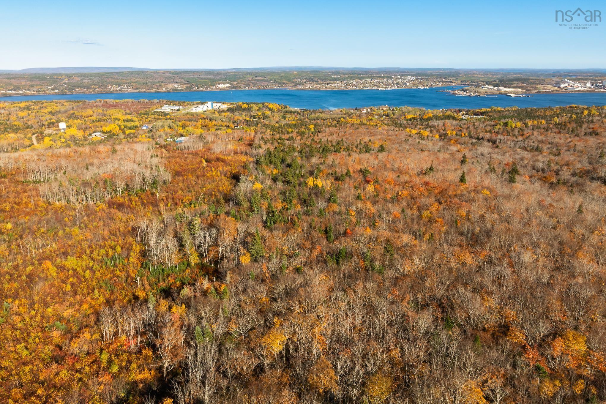 1 Tracadie Road, Mulgrave, NS
