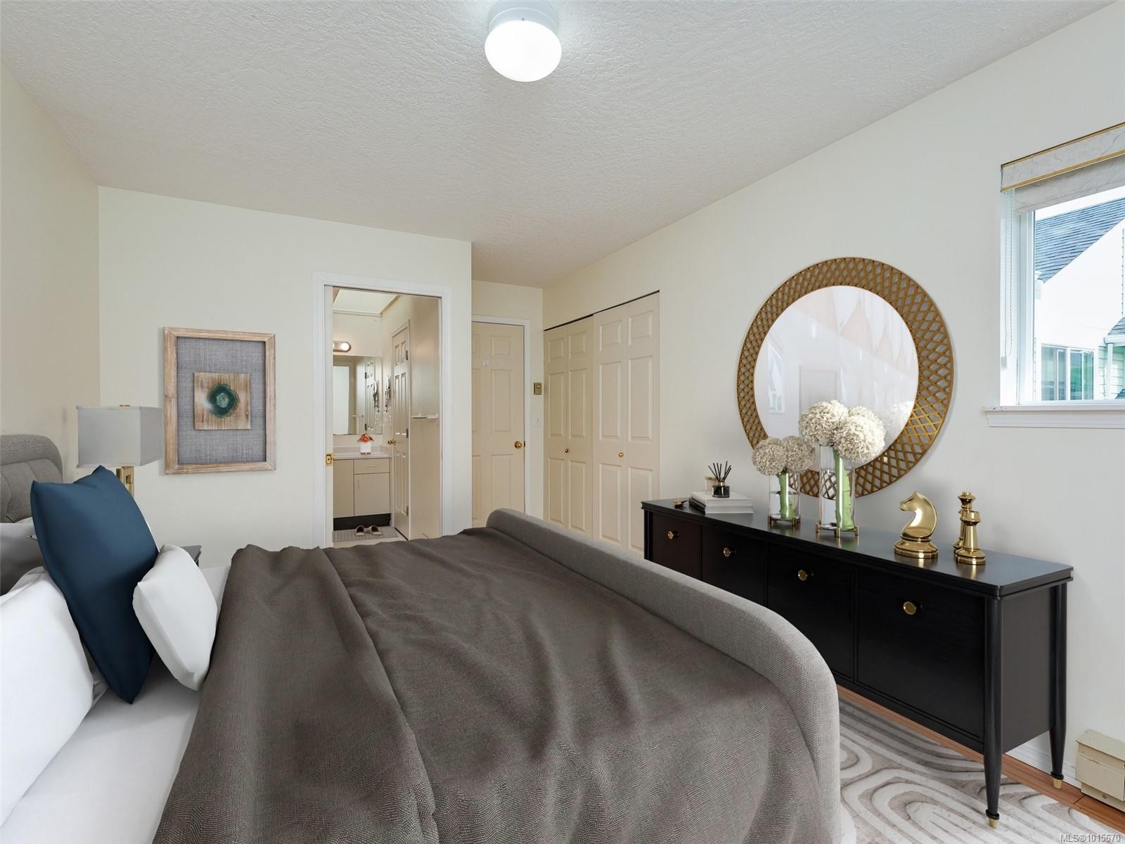 6-1441 Hillside Ave, Victoria, BC