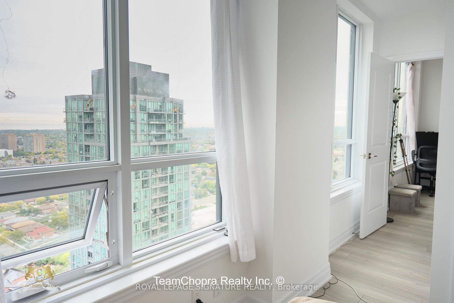 3005-36 Elm Drive E, Mississauga, ON - Indoor Photo Showing Other Room