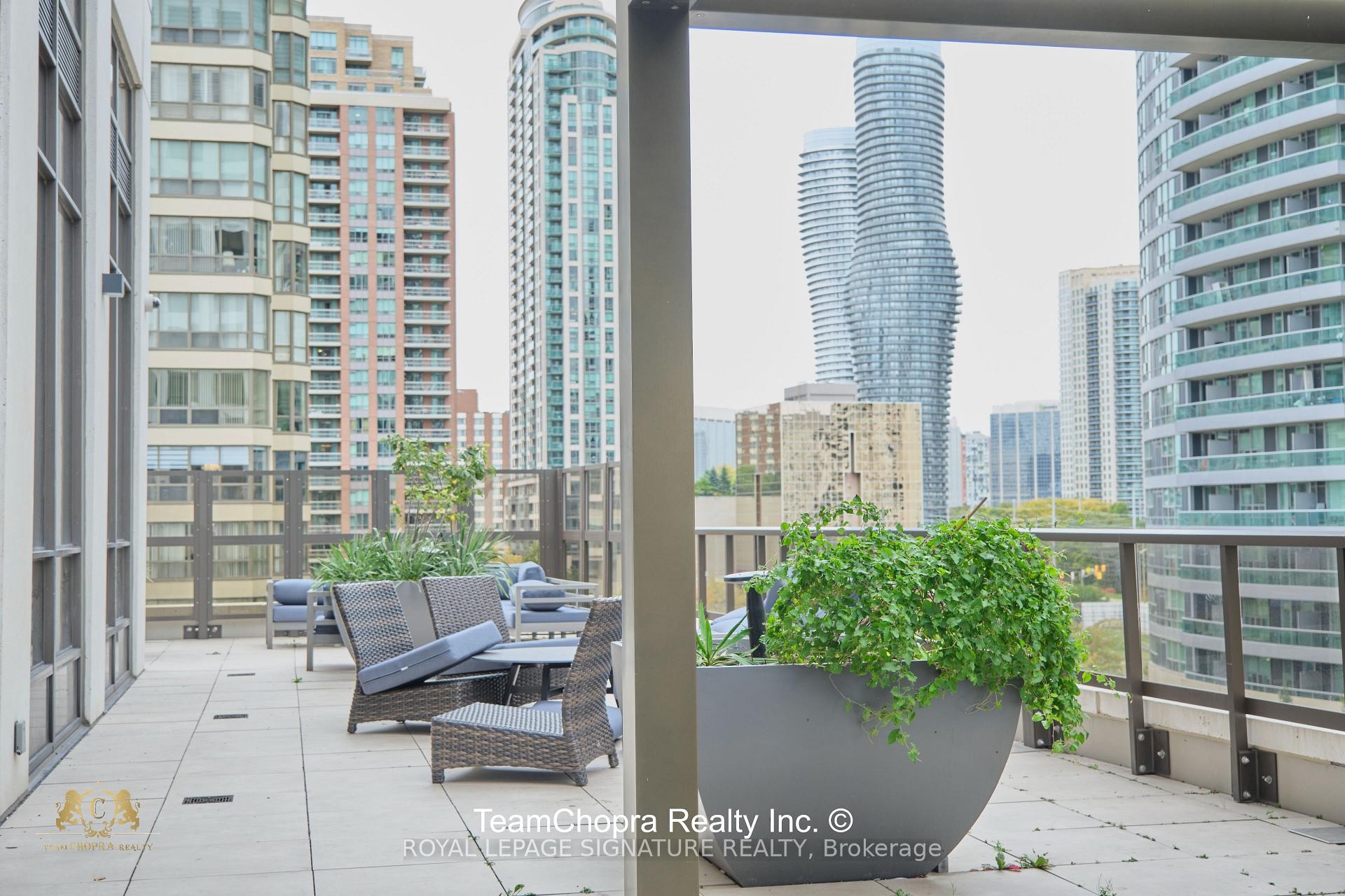 3005-36 Elm Drive E, Mississauga, ON - Outdoor With Facade