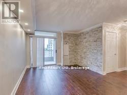 1005 - 3880 Duke Of York Boulevard, Mississauga, ON - Indoor Photo Showing Other Room
