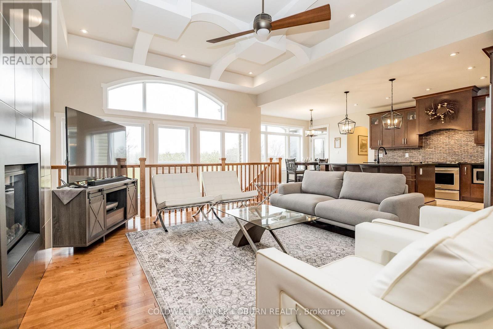 270 West Lake Circle, Ottawa, ON - Indoor Photo Showing Other Room