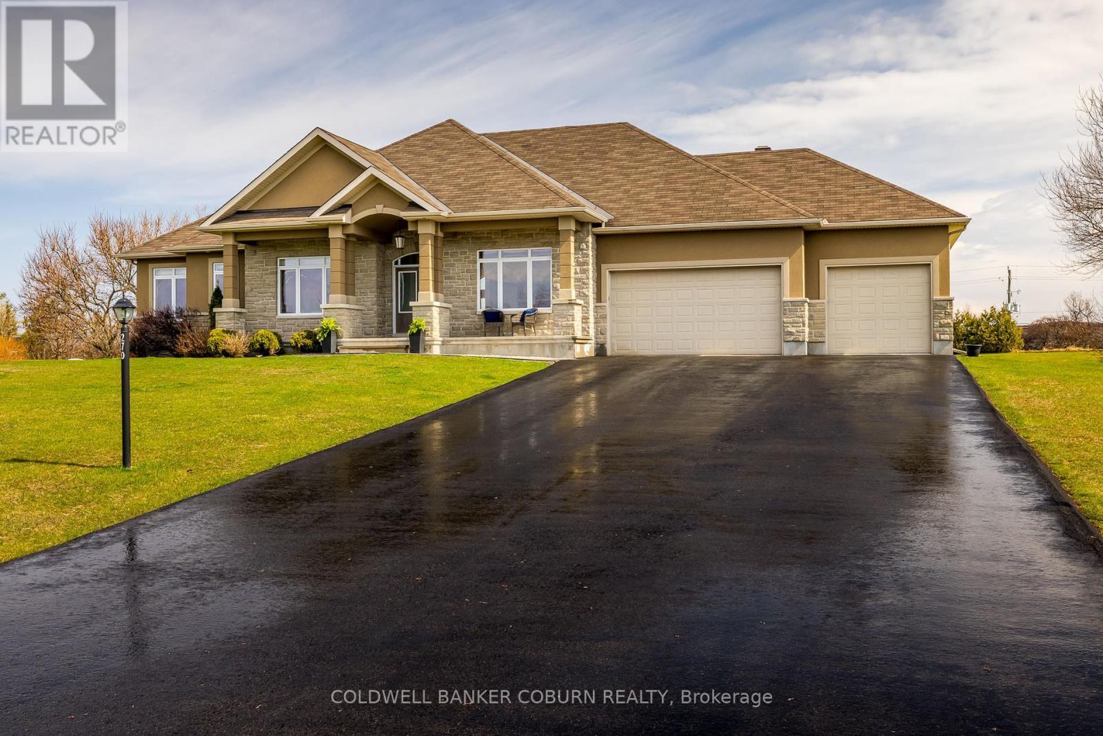 270 West Lake Circle, Ottawa, ON - Outdoor With Facade