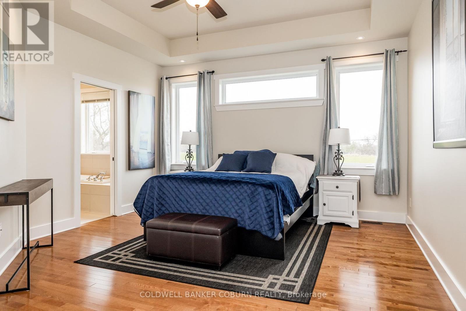 270 West Lake Circle, Ottawa, ON - Indoor Photo Showing Bedroom