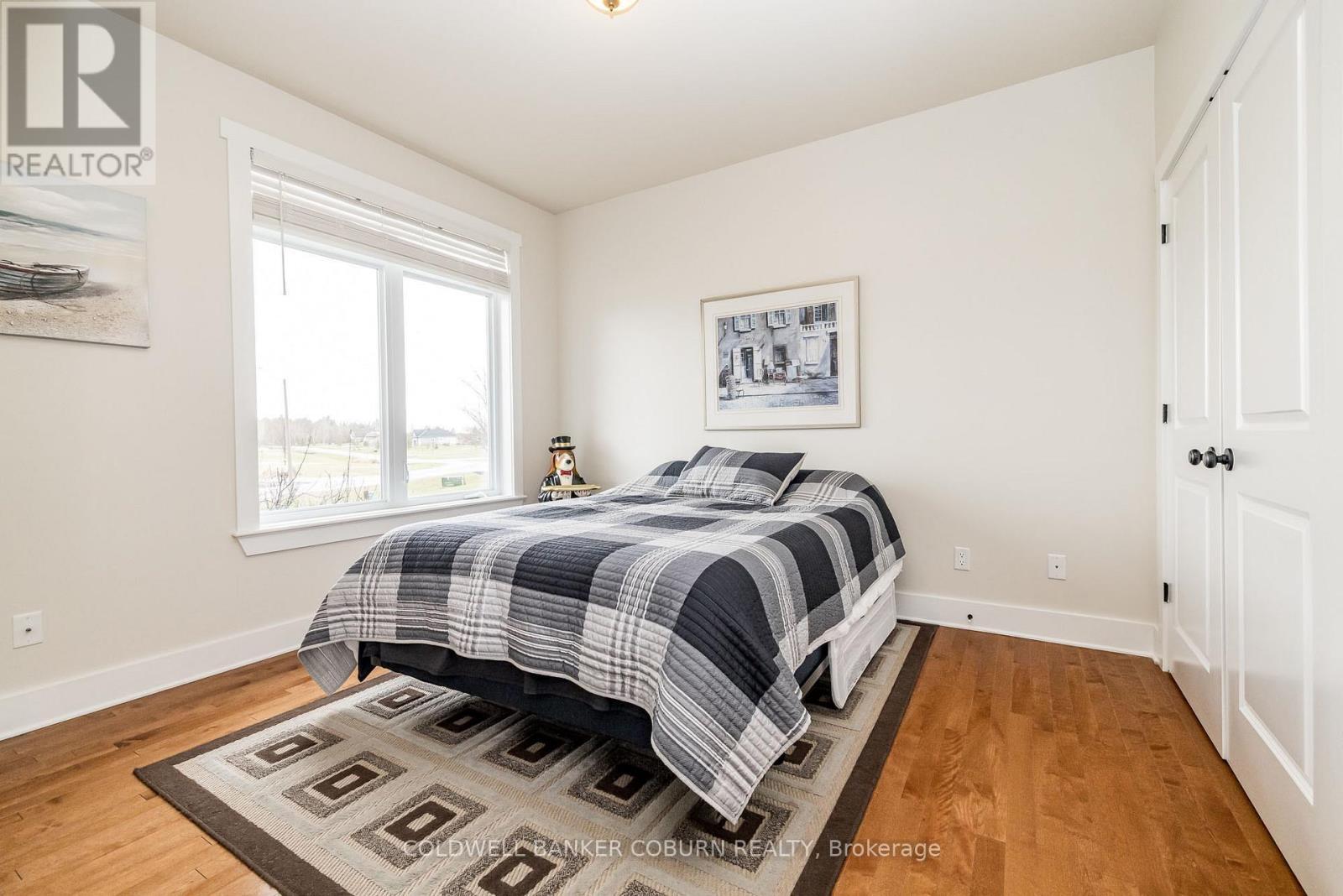 270 West Lake Circle, Ottawa, ON - Indoor Photo Showing Bedroom