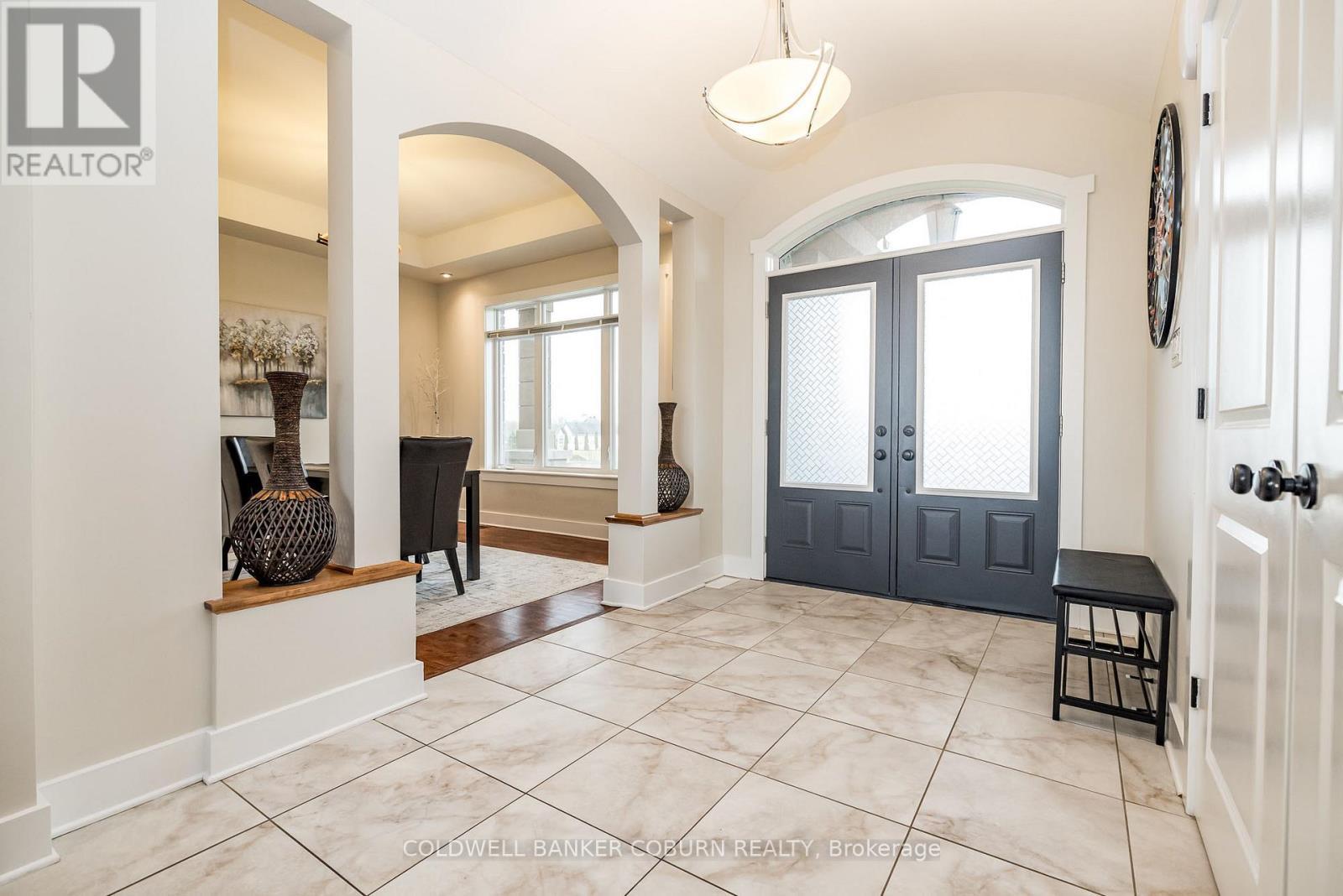 270 West Lake Circle, Ottawa, ON - Indoor Photo Showing Other Room