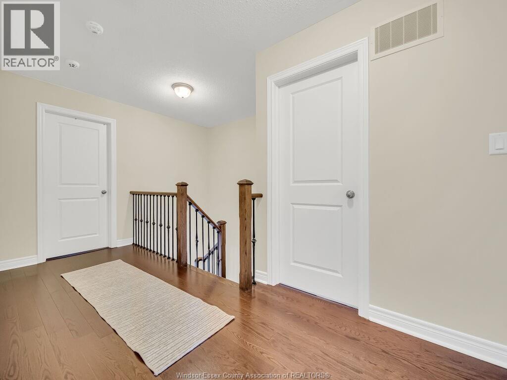 51 Merrybrook Trail, Brampton, ON - Indoor Photo Showing Other Room