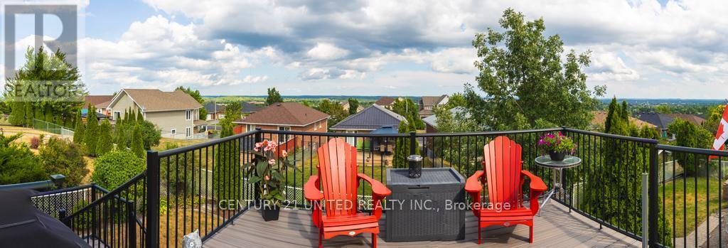 1019 Baker Street, Peterborough (Northcrest Ward 5), ON - Outdoor With Deck Patio Veranda