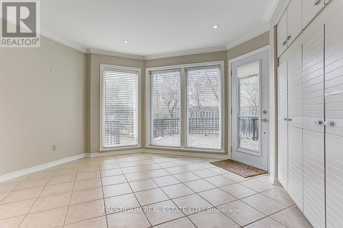 61 Addington Square, Markham, ON - Indoor Photo Showing Other Room