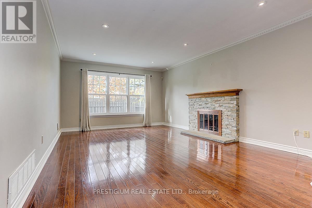 61 Addington Square, Markham, ON - Indoor With Fireplace