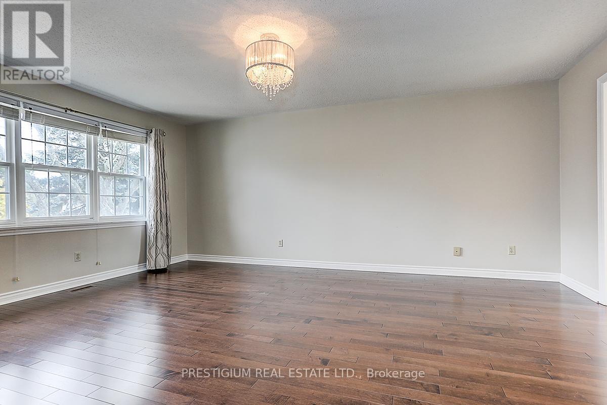 61 Addington Square, Markham, ON - Indoor Photo Showing Other Room