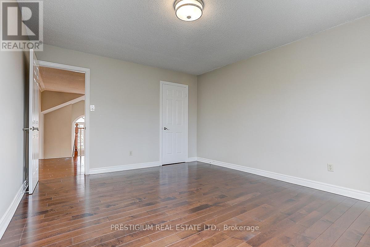 61 Addington Square, Markham, ON - Indoor Photo Showing Other Room