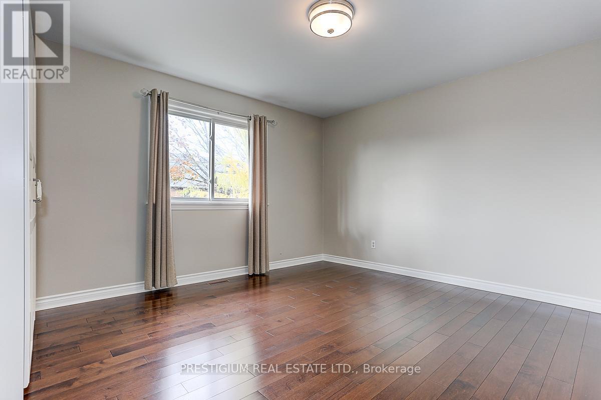 61 Addington Square, Markham, ON - Indoor Photo Showing Other Room