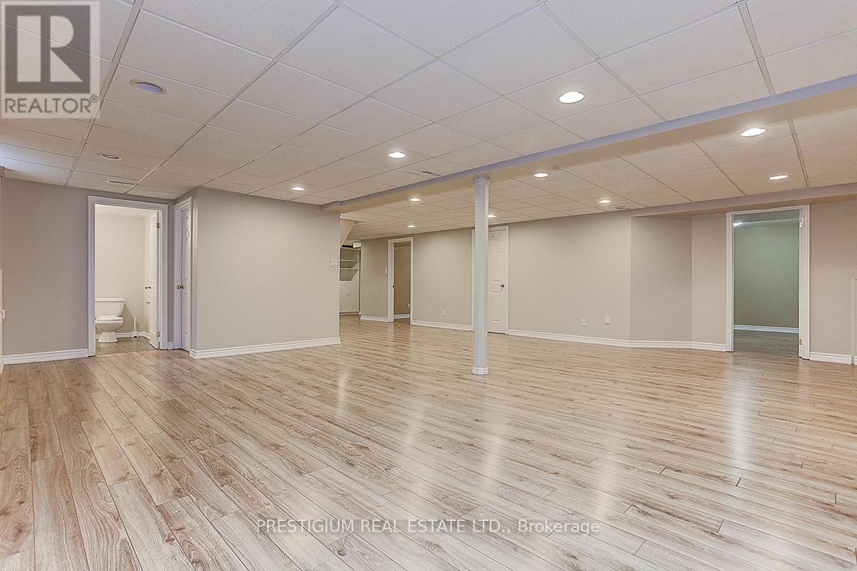 61 Addington Square, Markham, ON - Indoor Photo Showing Other Room
