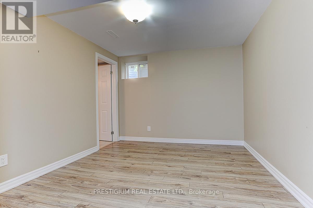 61 Addington Square, Markham, ON - Indoor Photo Showing Other Room