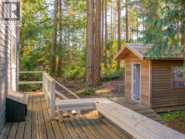2742 Vancouver Blvd, Savary Island, BC - Outdoor With Deck Patio Veranda With Exterior