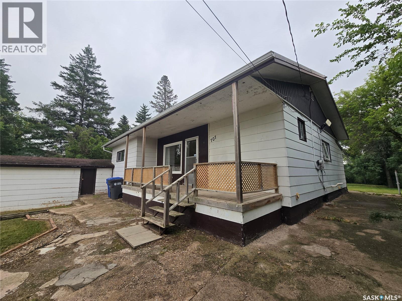 707 Poplar Street, Wolseley, SK - Outdoor With Deck Patio Veranda With Exterior
